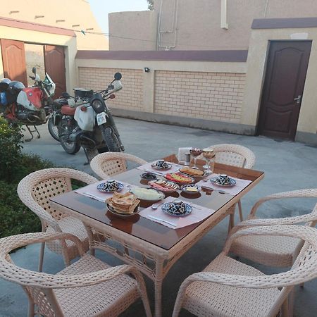 Shodlik Guest House Khiva Exterior foto