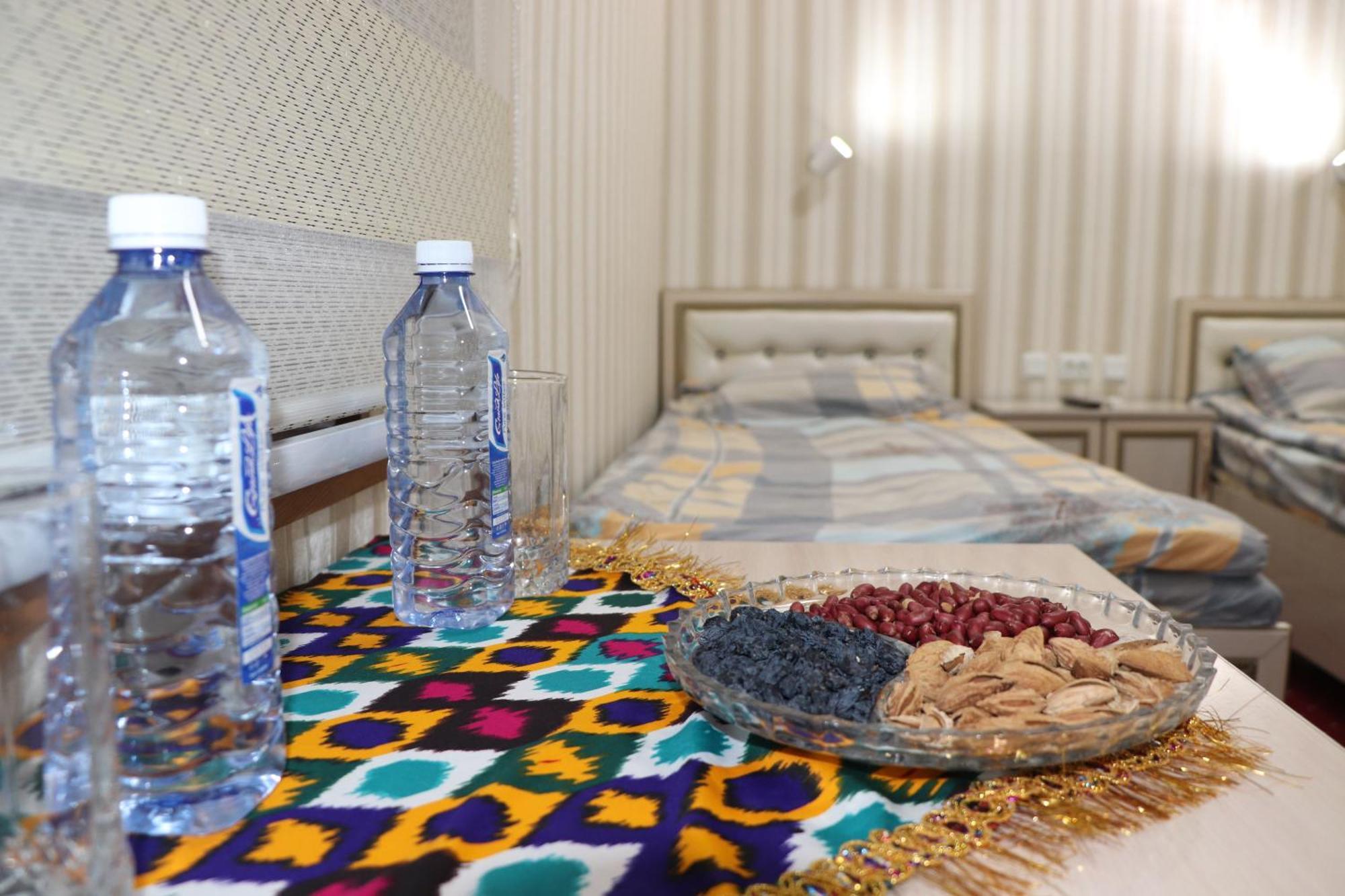 Shodlik Guest House Khiva Exterior foto